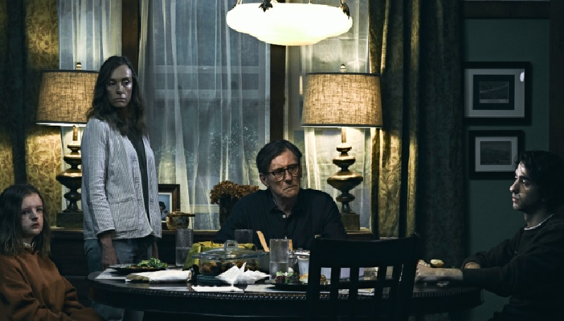 7 Film Horor Barat Terbaik, Jangan Ditonton Sendirian! Hereditary (2018)