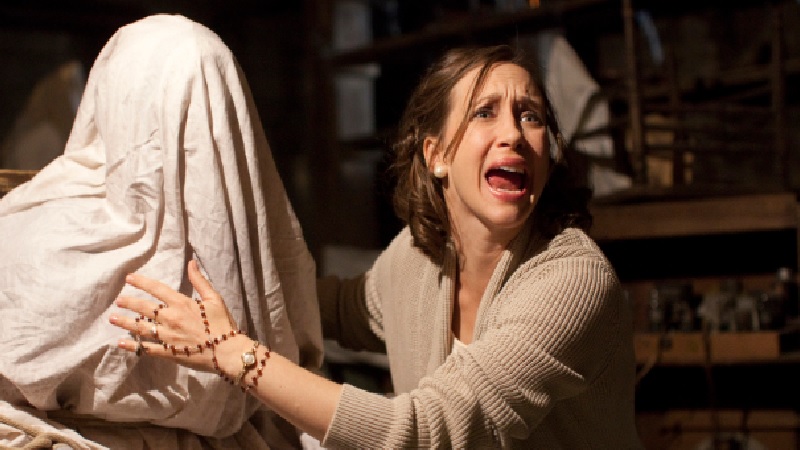 8 Urutan film The Conjuring Lengkap sampai yang Terbaru The Conjuring (2013)