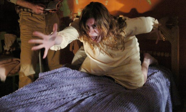 8 Film Horor Terbaik, Paling Seram Sepanjang Masa The Exorcism of Emily Rose (2005)