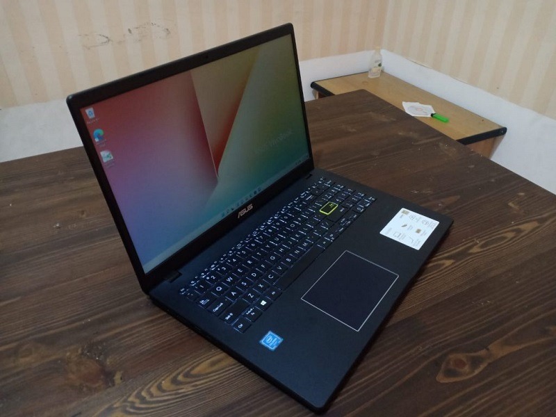 8 Laptop ASUS 4 Jutaan Terbaik 2024, Cocok Untuk Pelajar ASUS VivoBook 15 L510MA