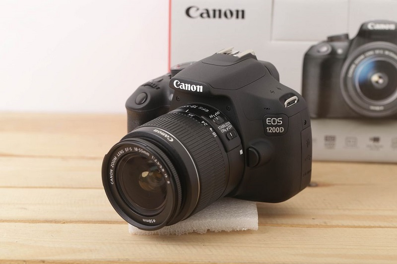 6 Harga Kamera Canon Terbaru 2024, untuk Pemula & Profesional Canon EOS 1200D Kit 18-55mm