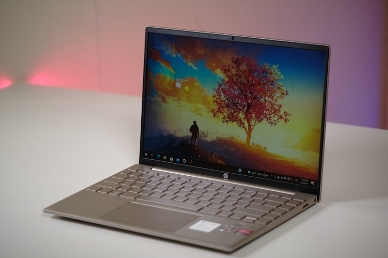 8 Harga Laptop HP Terbaru 2024, Intip Speknya Disini! HP Pavilion Aero 13 BE0000AU