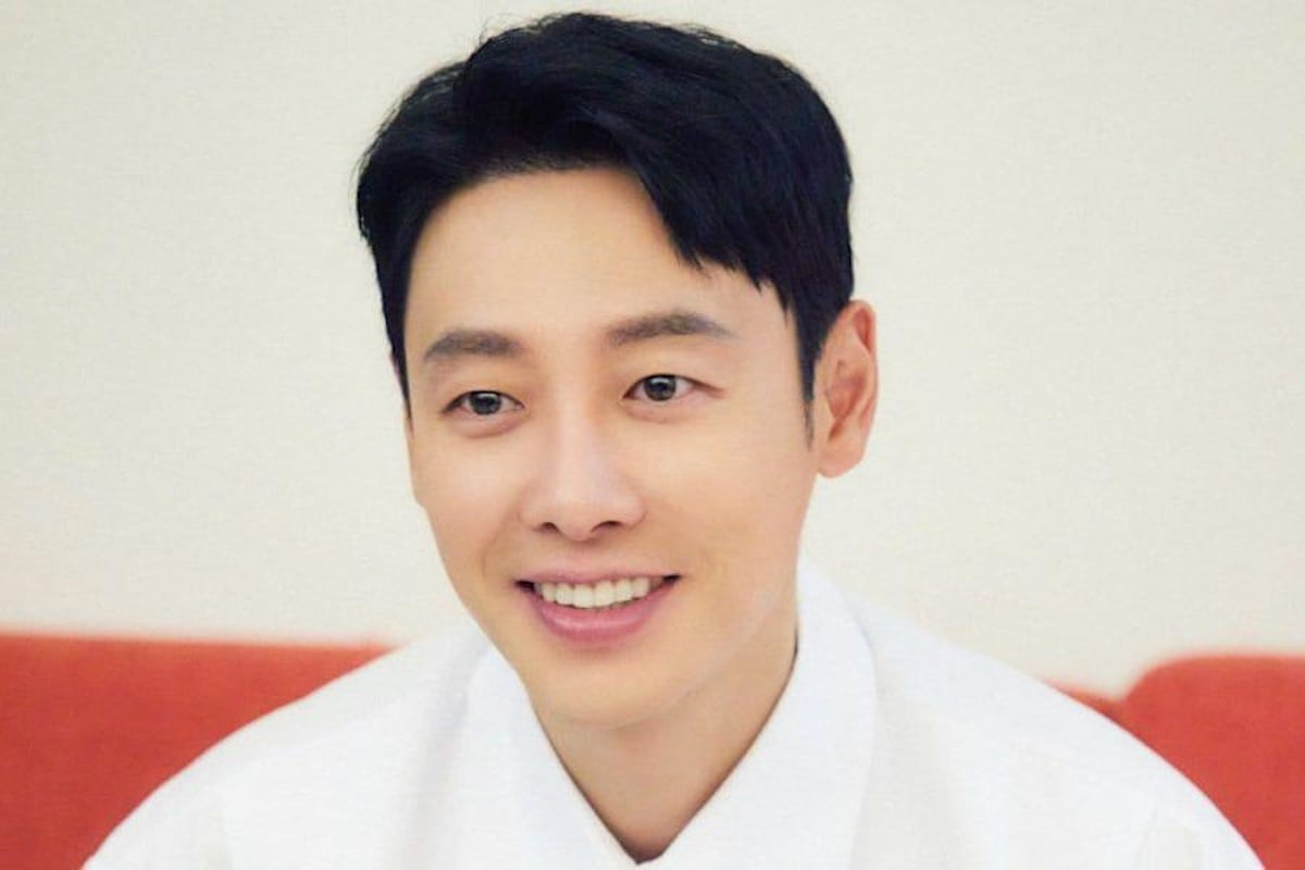 Kim Dong Wook Resmi Menikah dengan Non-Selebriti