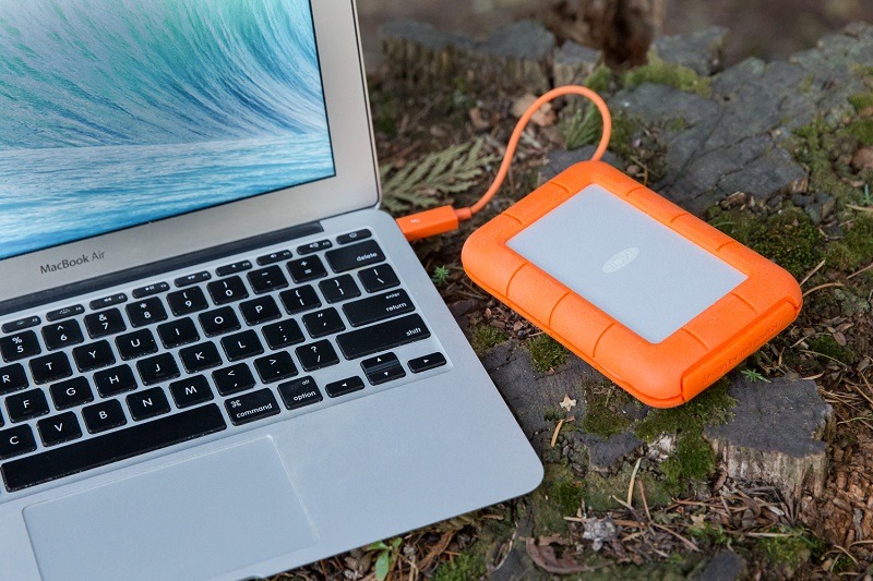 5 Hardisk Eksternal Terbaik 2024, Harga Dibawah 1 Jutaan LaCie Rugged Drive