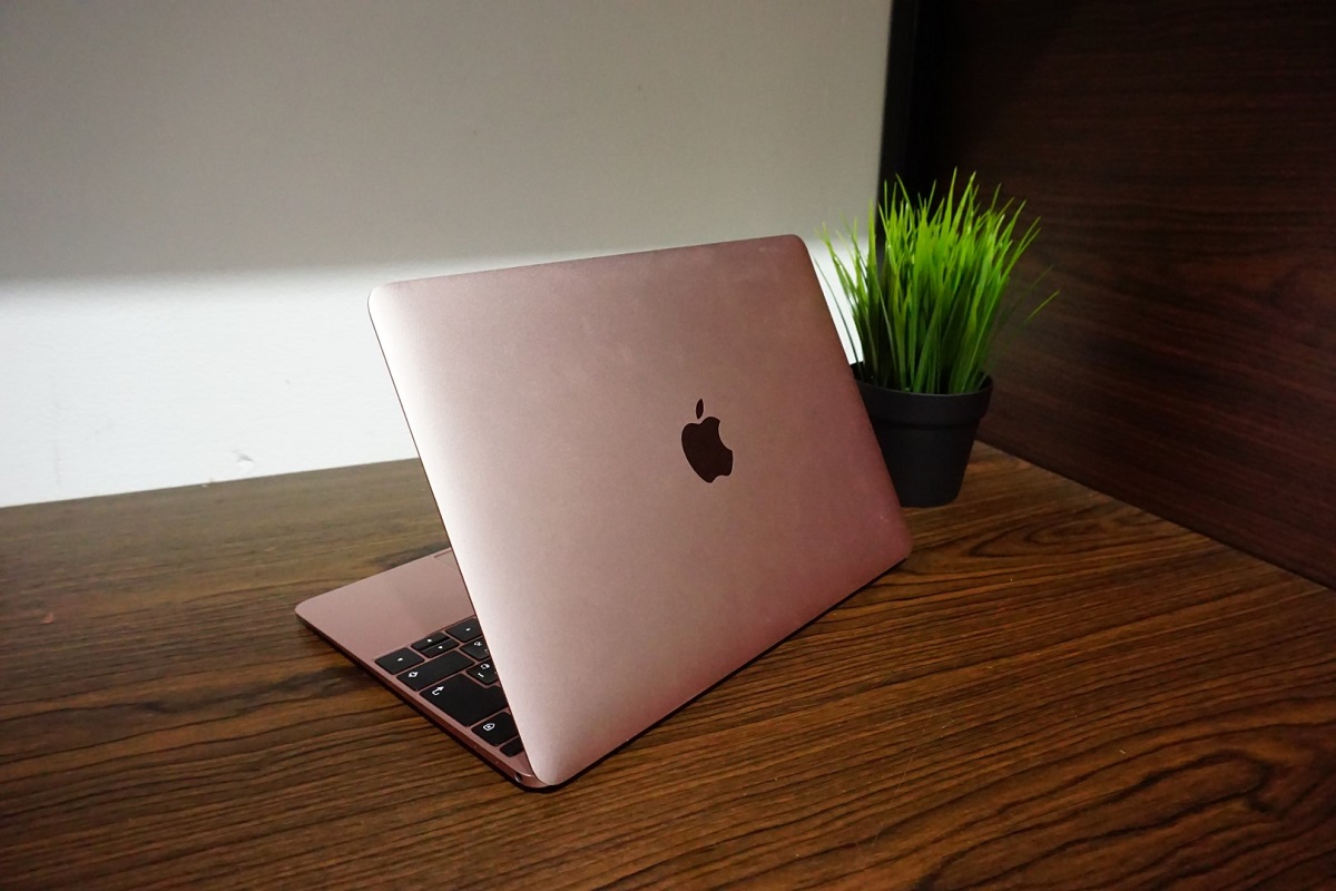 Laptop 10 Jutaan