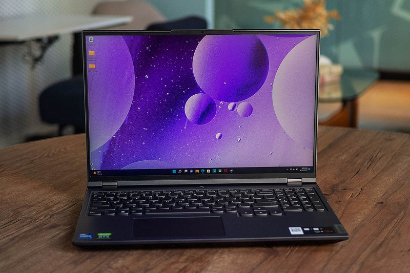 7 Harga Laptop Lenovo Terbaru 2024, Rekomendasi Untukmu! Lenovo Legion Pro 5