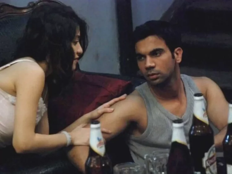 12 Film Semi India dengan Adegan Paling Hot Bikin Bergairah! Love Sex Aur Dhokha (2011)