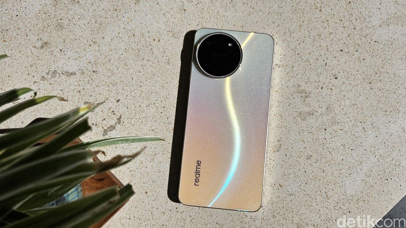 Realme 11
