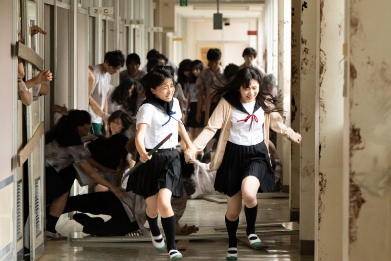 12 Film Zombie Jepang, Rekomendasi Tontonan Pacu Adrenalin School-Live! (2019)