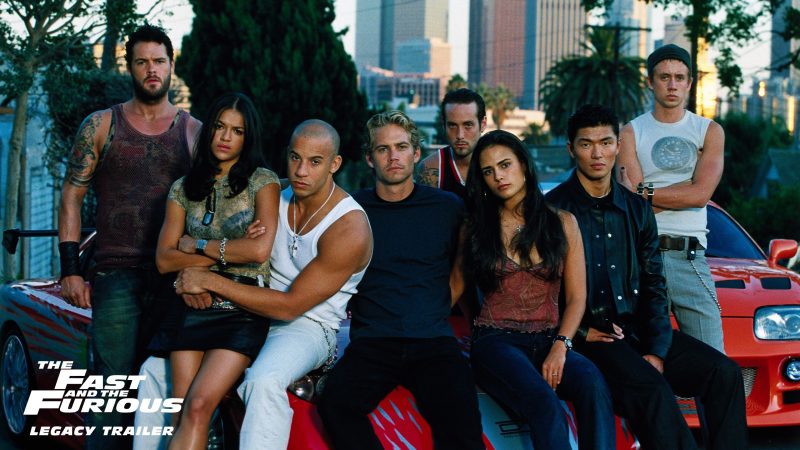 12 Urutan Film Fast and Furious dari Kronologi, Biar Gak Pusing! The Fast and the Furious (2001)