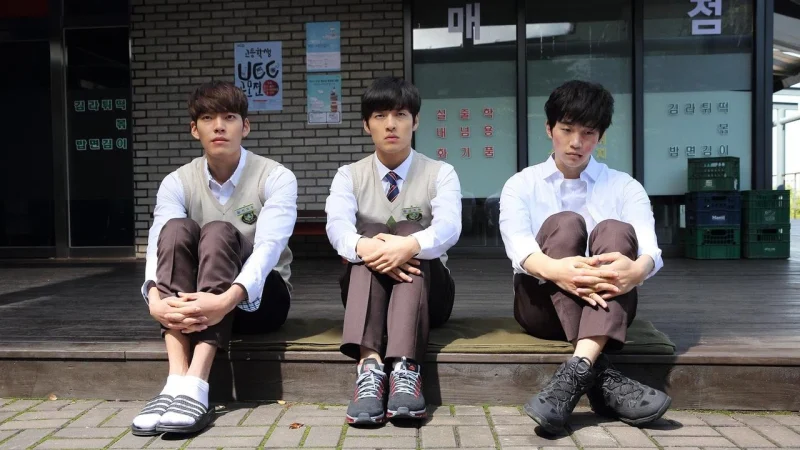 8 Film Komedi Korea Terbaik, List Tontonan yang Naikin Mood Twenty (2015)Twenty (2015)