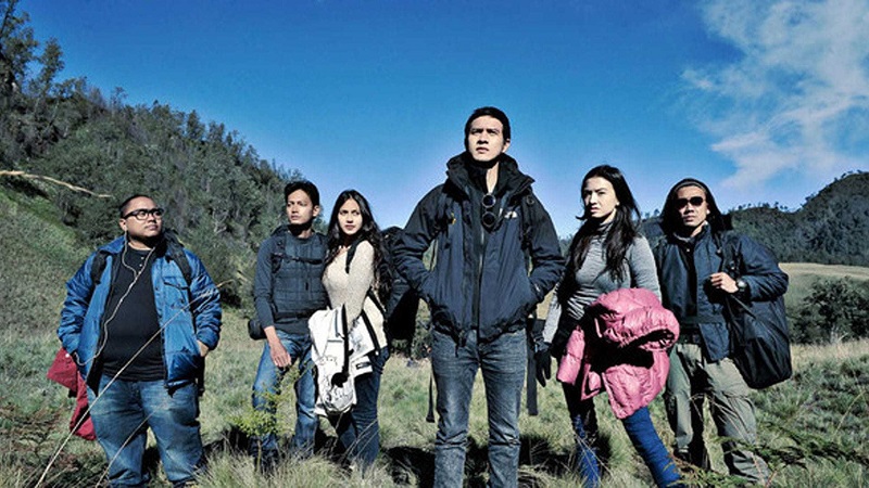 10 Film Tentang Persahabatan Terbaik, Seru dan Menyentuh 5 cm (2012)