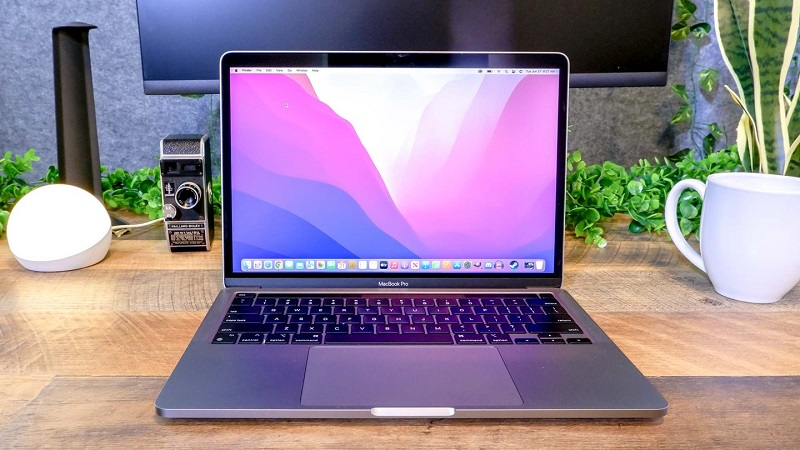 7 Perbedaan MacBook Pro dan Air Penting, Jangan Salah! Memori Penyimpanan