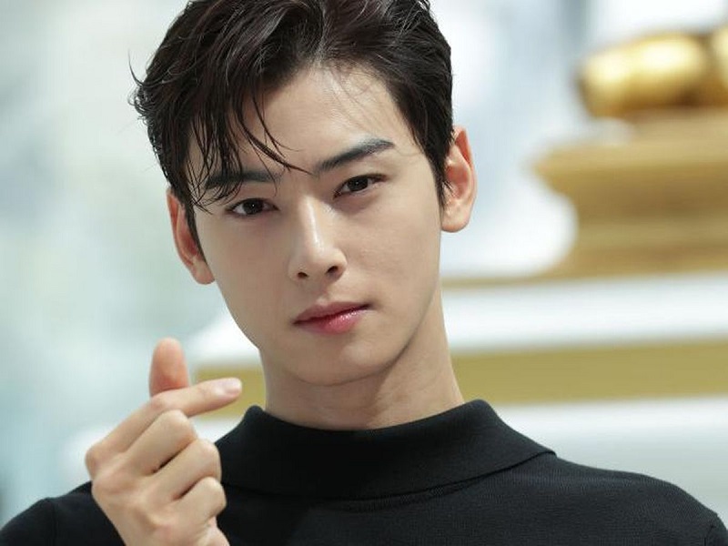 10 Artis Korea Ganteng Tanpa Operasi Plastik, Tampan Natural Cha Eun Woo