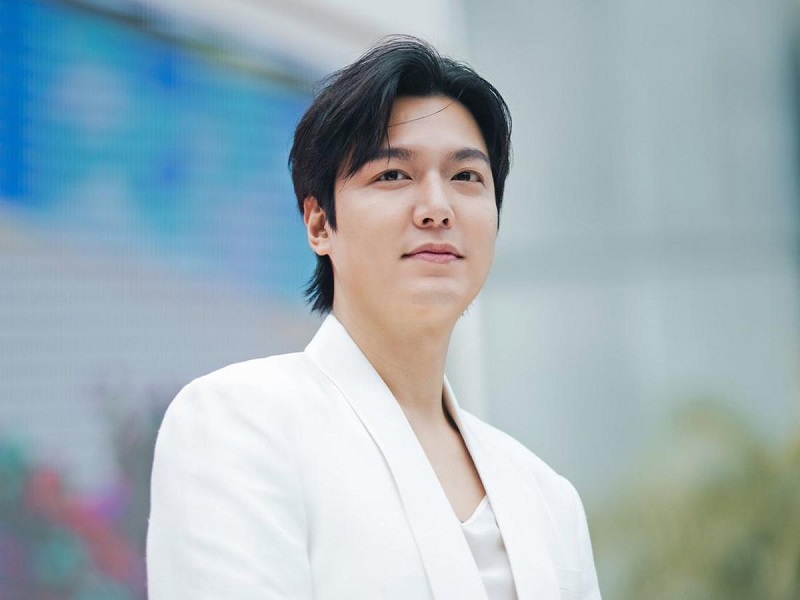 10 Artis Korea Ganteng Tanpa Operasi Plastik, Tampan Natural Lee Min Ho