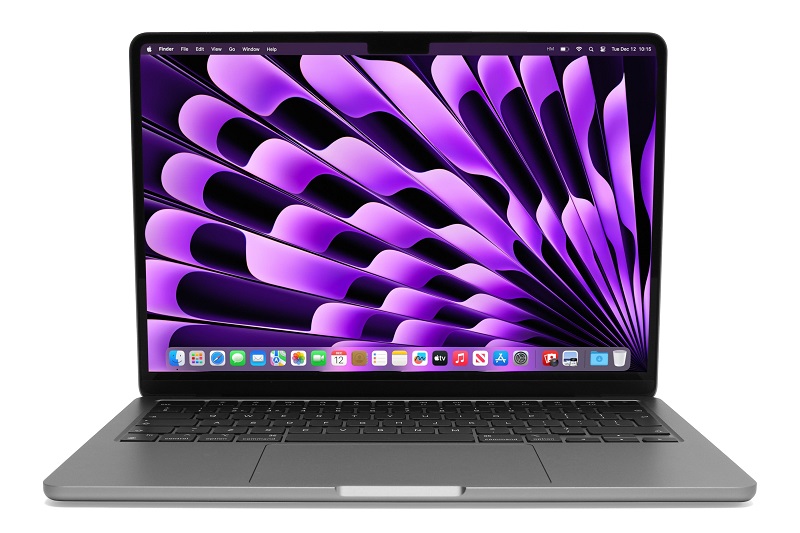 6 Laptop untuk Programmer Terbaik 2024, Performa Tinggi MacBook Air (13.6 inci, M2)