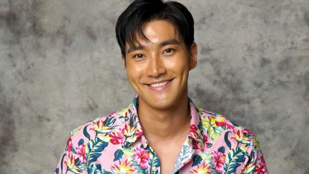 10 Artis Korea Ganteng Tanpa Operasi Plastik, Tampan Natural Siwon Super Junior