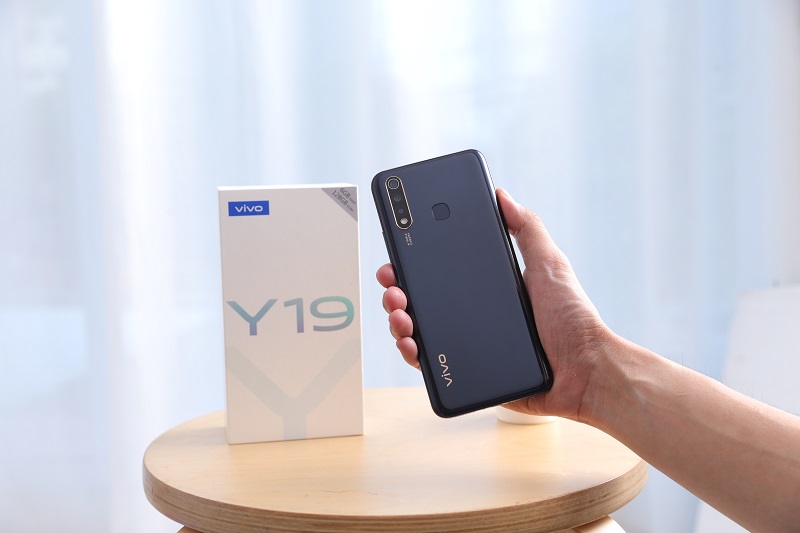 vivo Y19